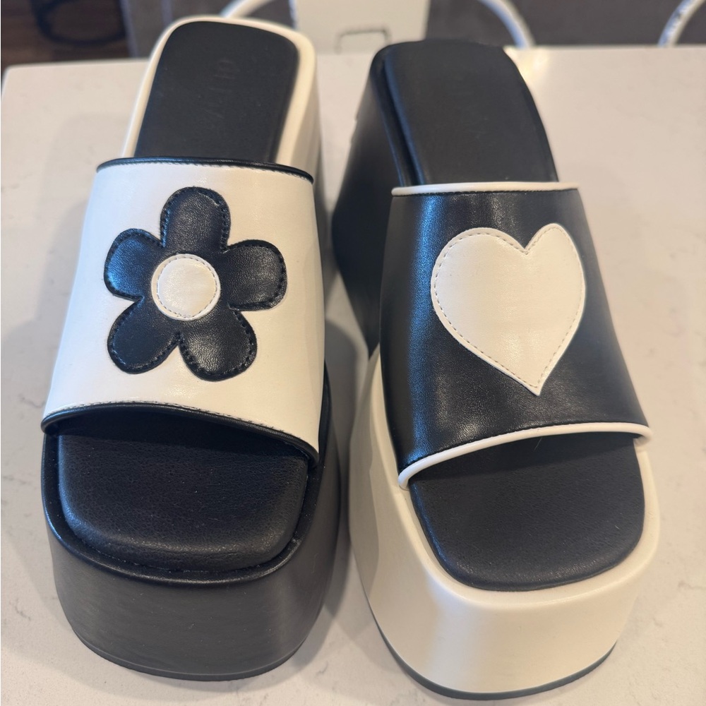 Chic Black and White Platform Sandals